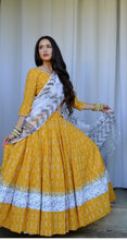 Load image into Gallery viewer, California Sunset - Gopi Skirt Outfit