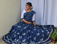Load image into Gallery viewer, Midnight stars - Gopi Skirt Outfit