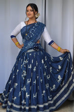 Load image into Gallery viewer, Midnight stars - Gopi Skirt Outfit