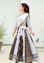 Load image into Gallery viewer, Paisley Diva - Gopi Skirt Outfit